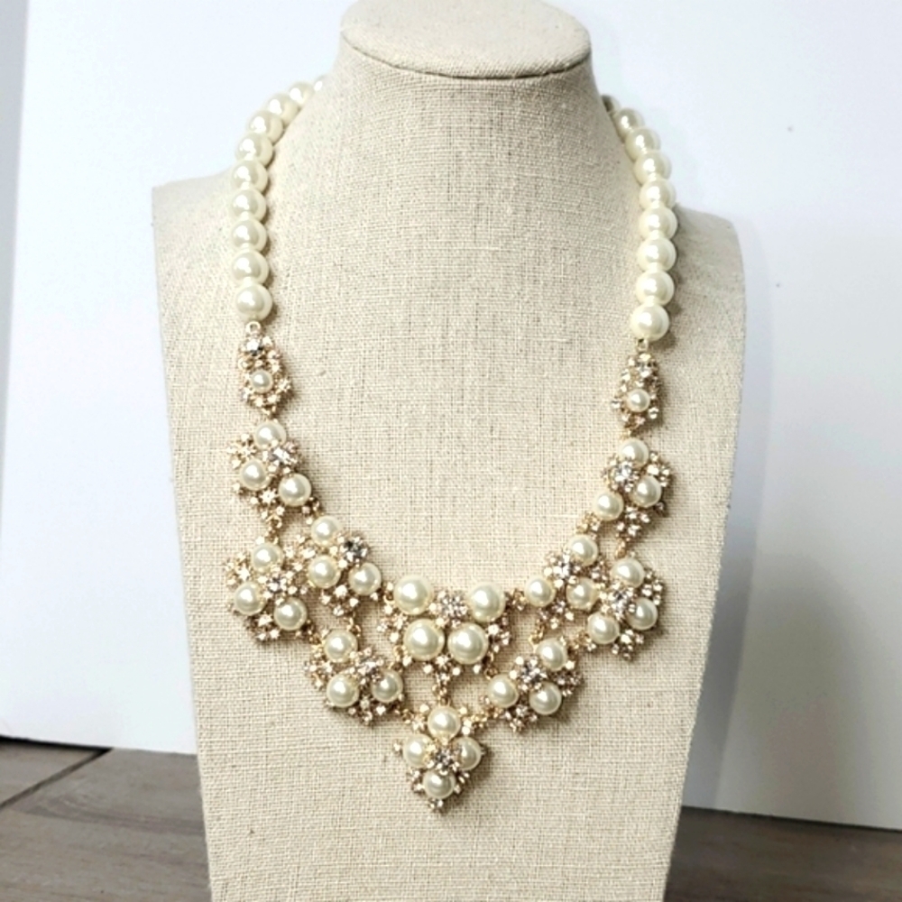 CHARTER CLUB GOLD WHITE‎ PEARLS RHINESTONES NECKLACE BIRTHDAY PARTY - Picture 2 of 11